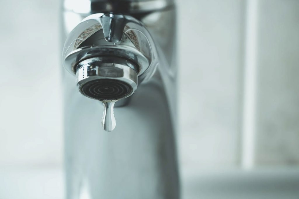 4 Ways to Troubleshoot Low Water Pressure